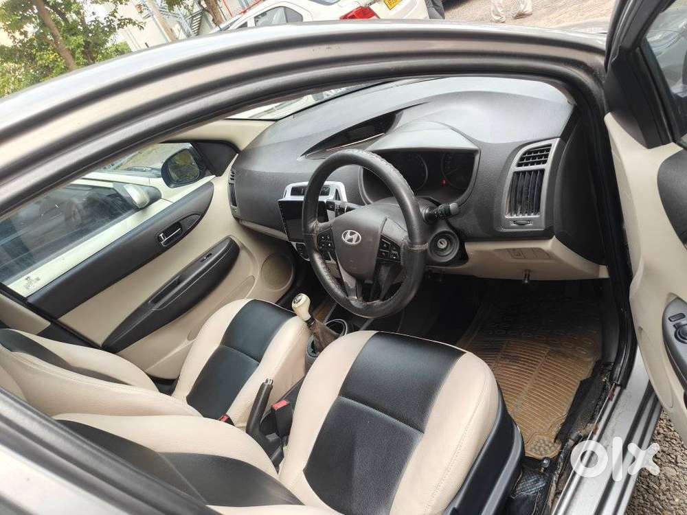 Maruti Suzuki Eeco 5 Str With A/c+htr, 2022, Petrol