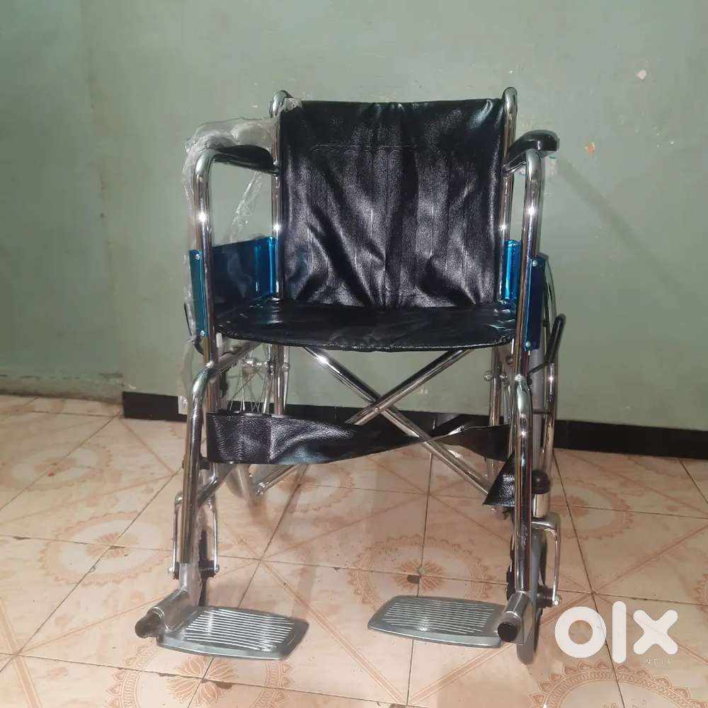 Wheelchair. New model kabe use nhi kiya