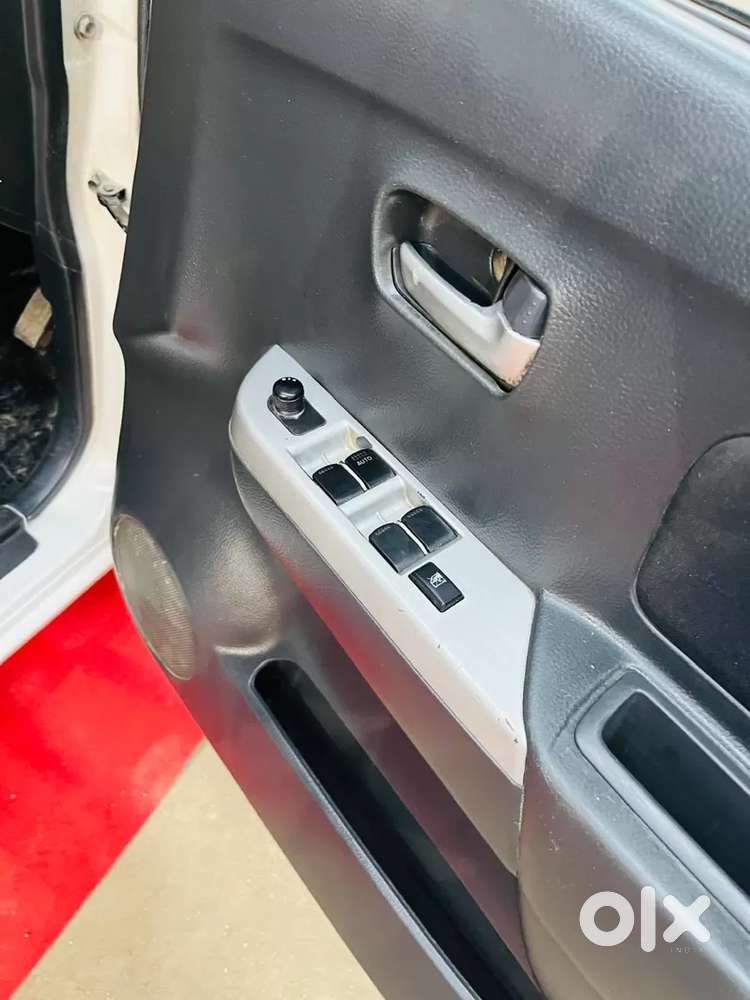 Maruti Suzuki Wagon R Vxi, 2012, Petrol
