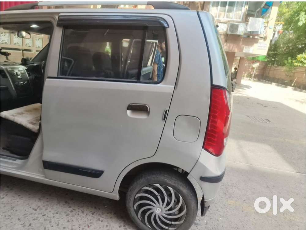 Maruti Suzuki Wagon R Vxi Minor 2011