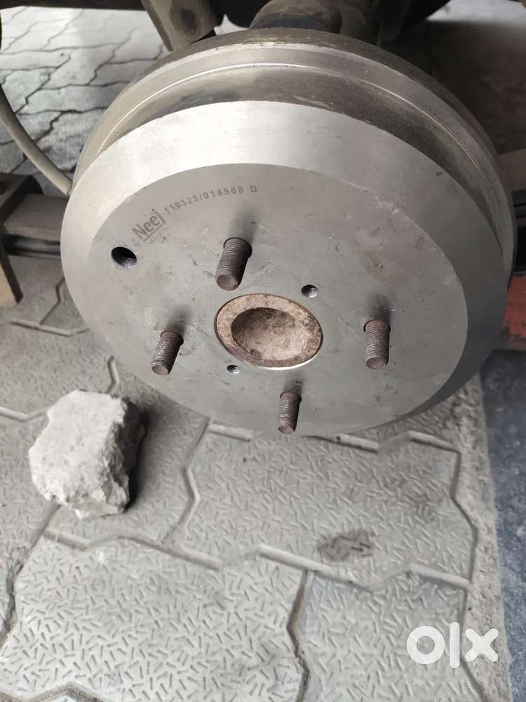 Maruti Suzuki Omni 2013 Lpg Well Maintained Very Good Condition New Ty