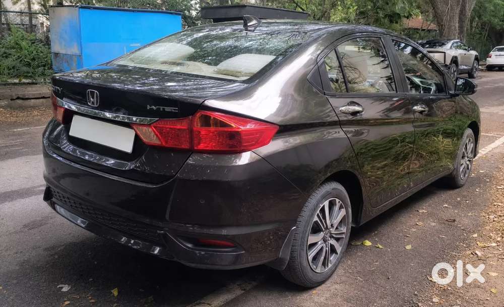 Honda City V Mt, 2022, Petrol