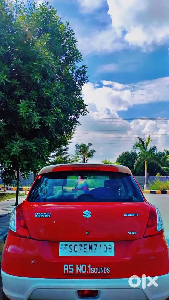 Maruti Suzuki Swift 2015 Petrol 107200 Km Driven