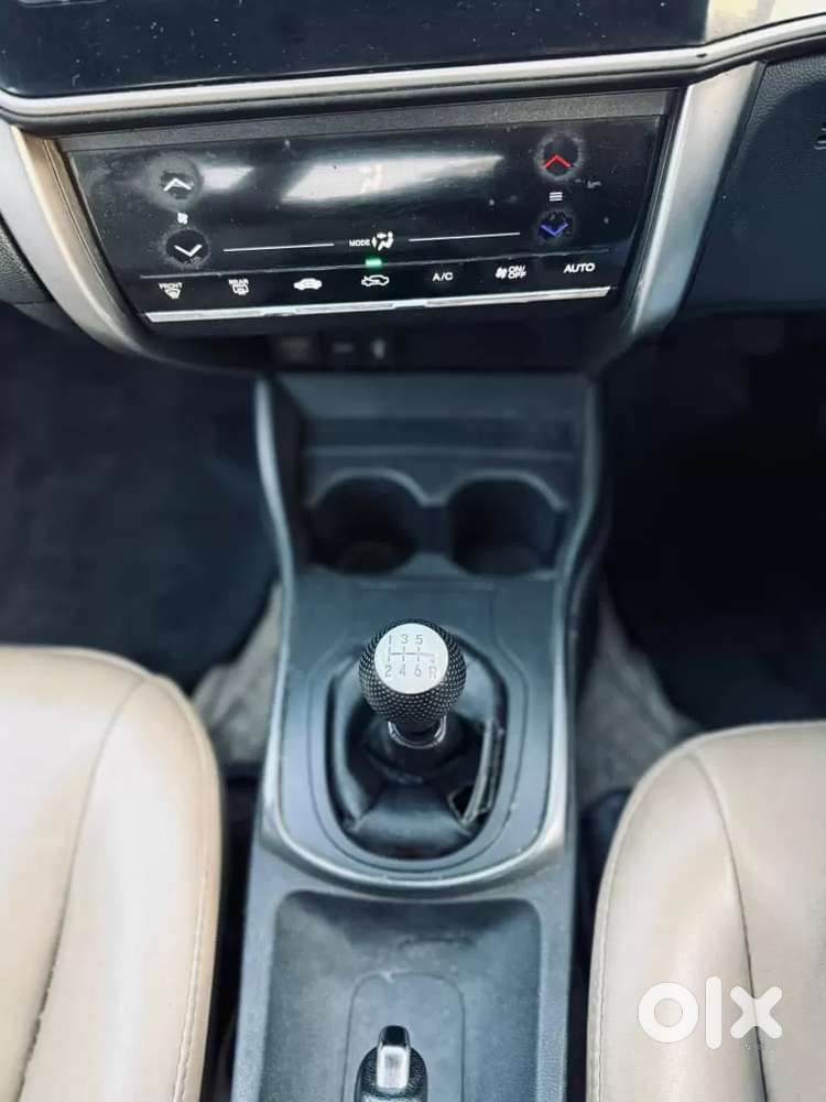 Honda City 1.5 V Mt, 2015, Petrol