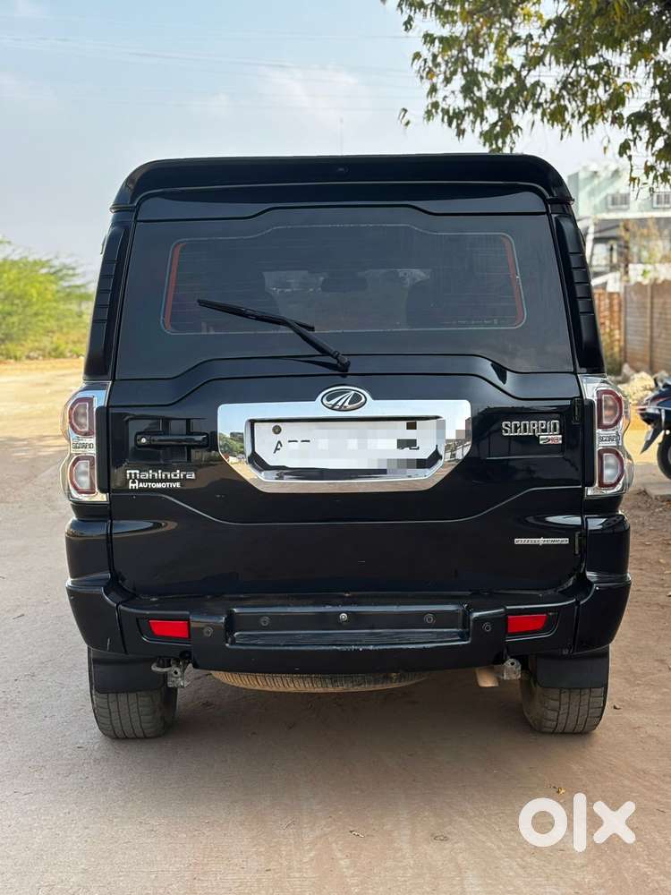Mahindra Scorpio
