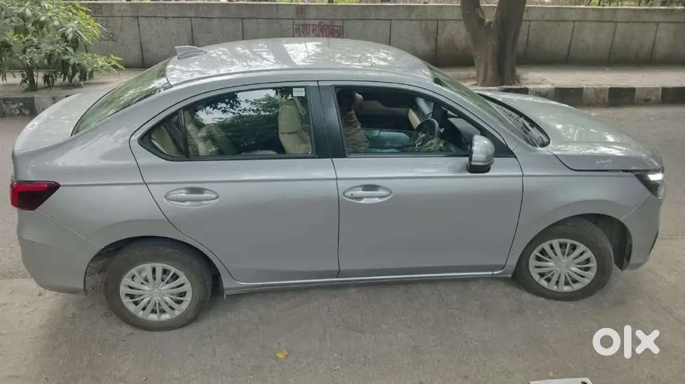 Honda Amaze V Petrol 2025