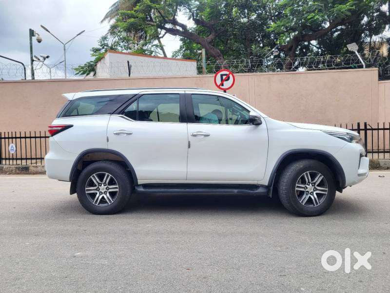 Toyota Fortuner 4x2 Mt 2.8 Diesel, 2023, Diesel