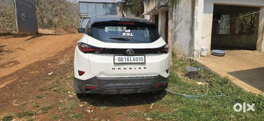 Tata Harrier Dual Tone Higher Model