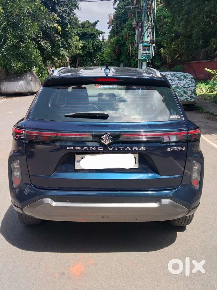 Maruti Suzuki Grand Vitara 1.5 Alpha Plus Intelligent Hybrid Ecvt, 2..