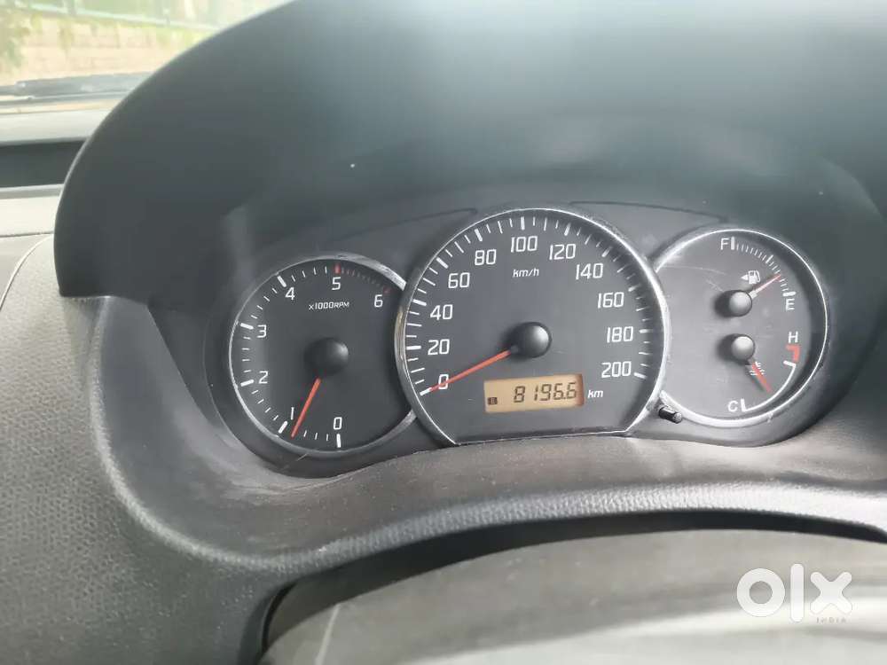 Maruti Suzuki Dzire Tour 2016