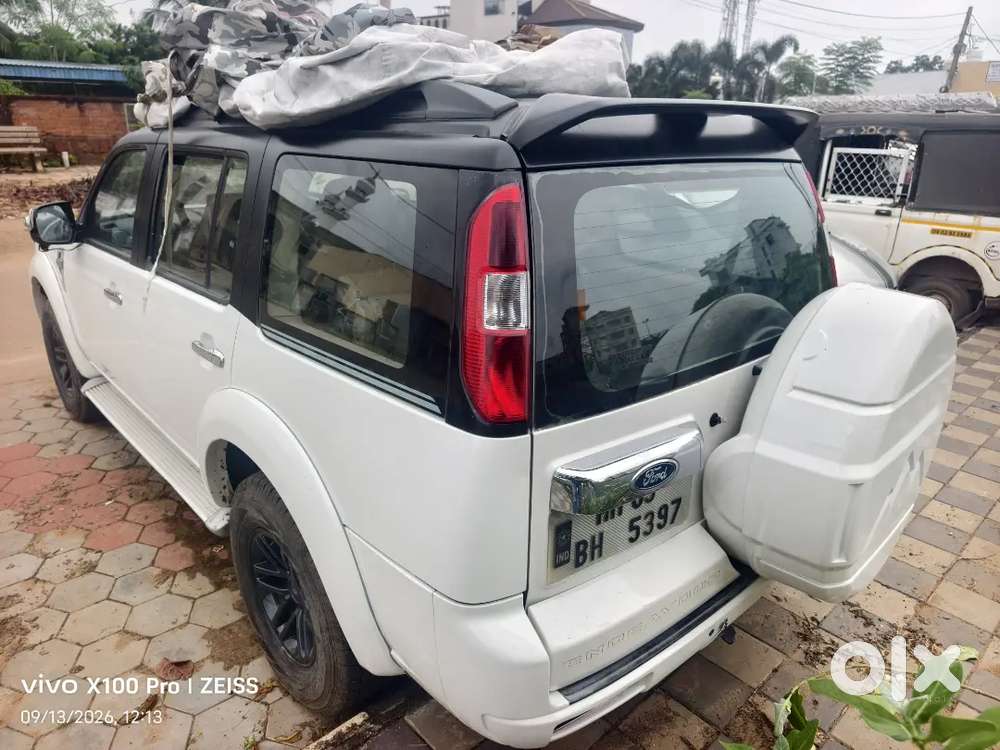 Ford Endeavour 2013 Diesel 103800 Km