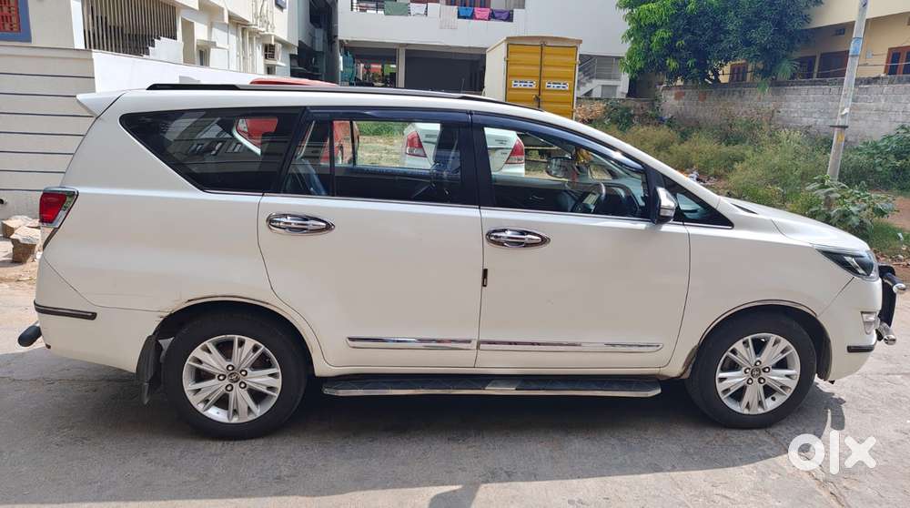 Toyota Innova Crysta 2.4 Z 7 Str, 2016, Diesel