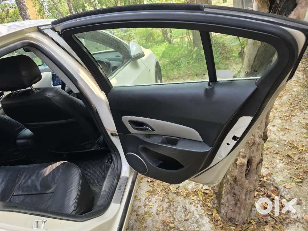 Chevrolet Cruze 2014 Diesel Well Maintained.