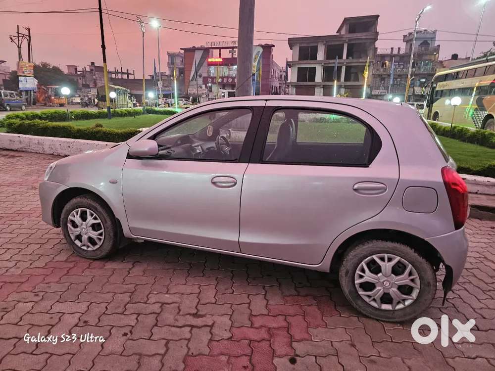 Toyota Etios 2012 1.5 G