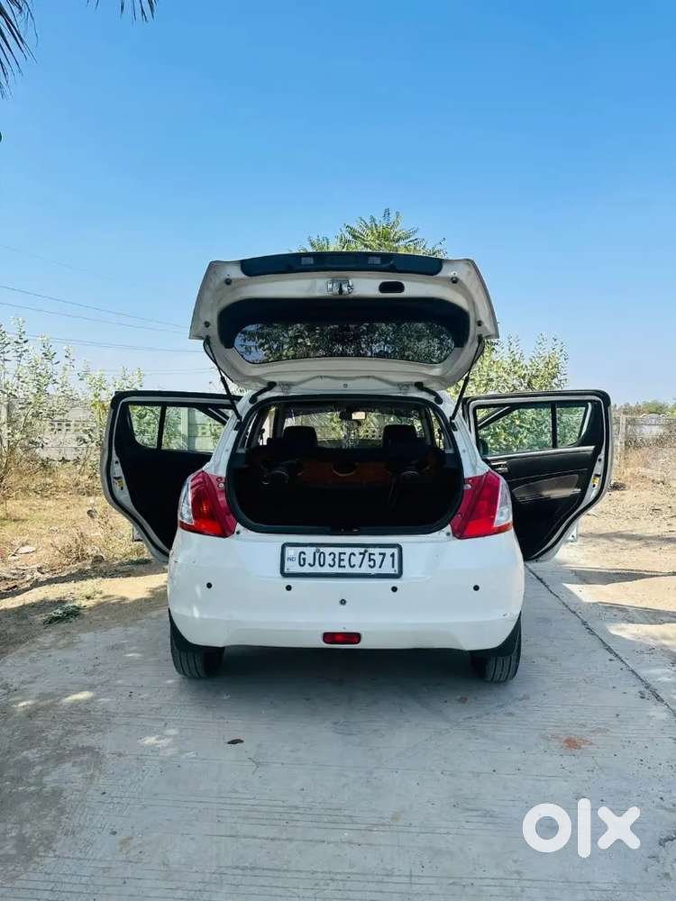 Maruti Suzuki Swift Lxi 2013