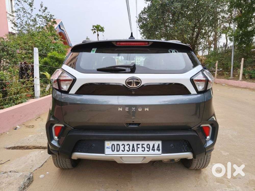 Tata Nexon 1.2 Revotron Xza Plus, 2022, Petrol