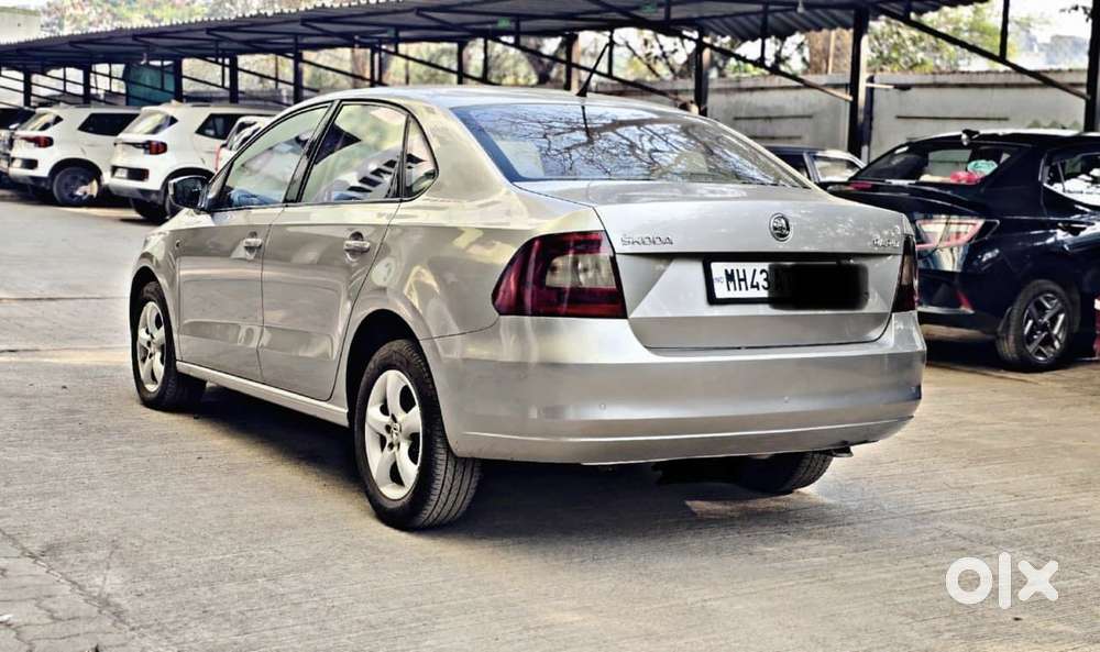 Skoda Rapid 1.5 Tdi At Ambition With Alloy Wheel, 2015, Diesel