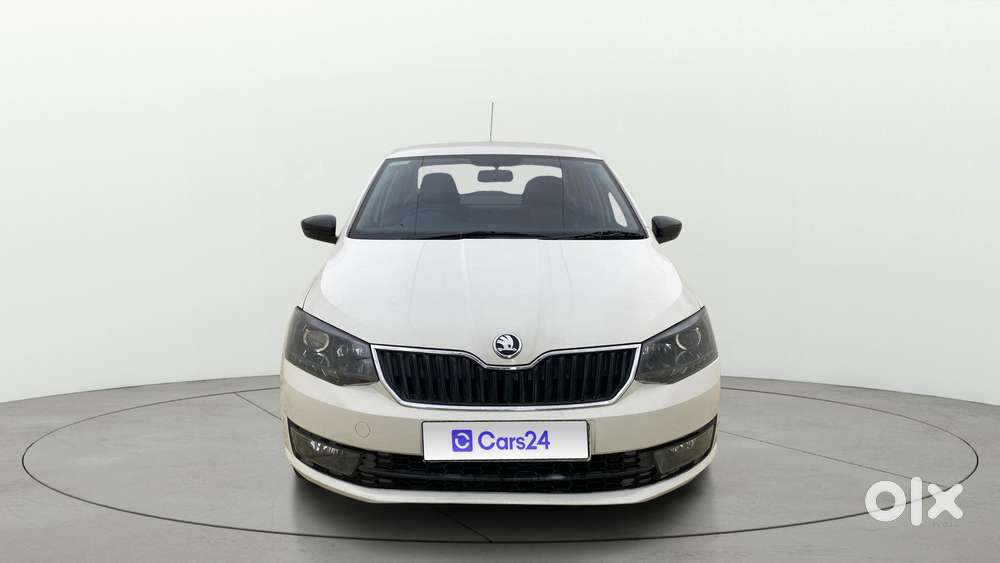 Skoda Rapid 1.0 Ambition Tsi, 2021, Petrol