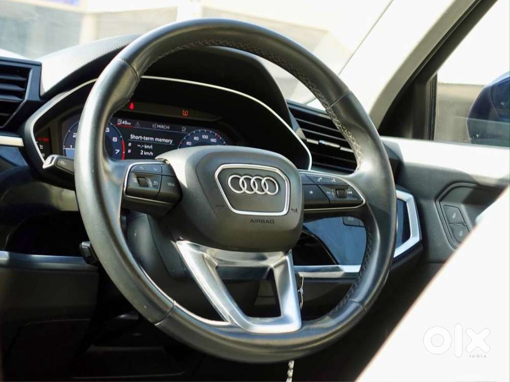 Audi Q3 40 Tfsi Premium Plus, 2023, Petrol