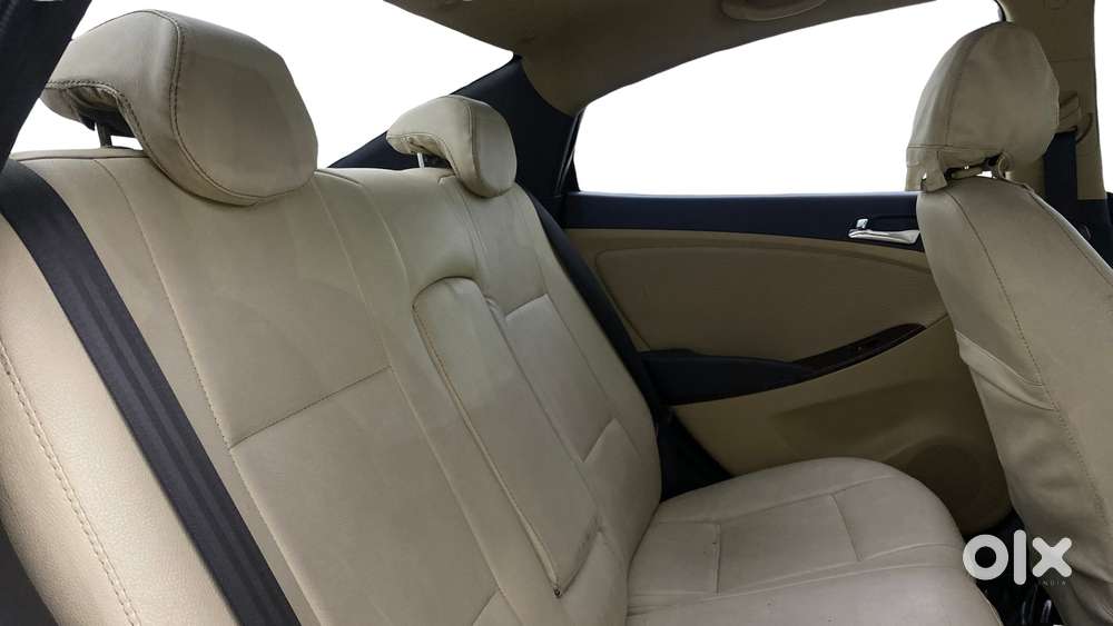 Hyundai Verna Fluidic 1.6 Vtvt Sx, 2013, Petrol