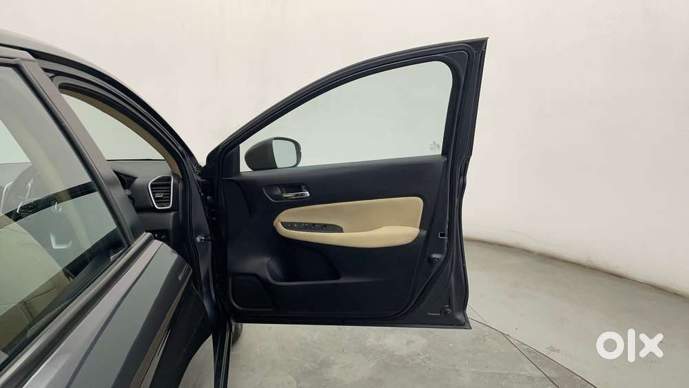 Honda City 1.5 V Mt, 2024, Petrol