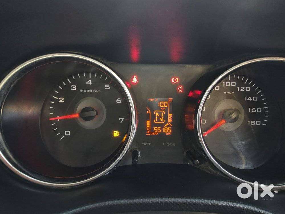 Mahindra Tuv 300 Mhawk100 T8, 2016, Diesel