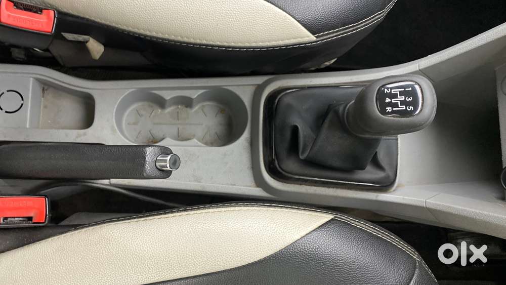 Tata Tiago 1.2 Revotron Xt Option, 2022, Petrol