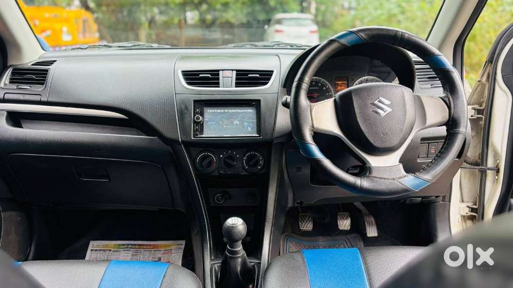 Maruti Suzuki Swift Vxi + Manual, 2013, Petrol