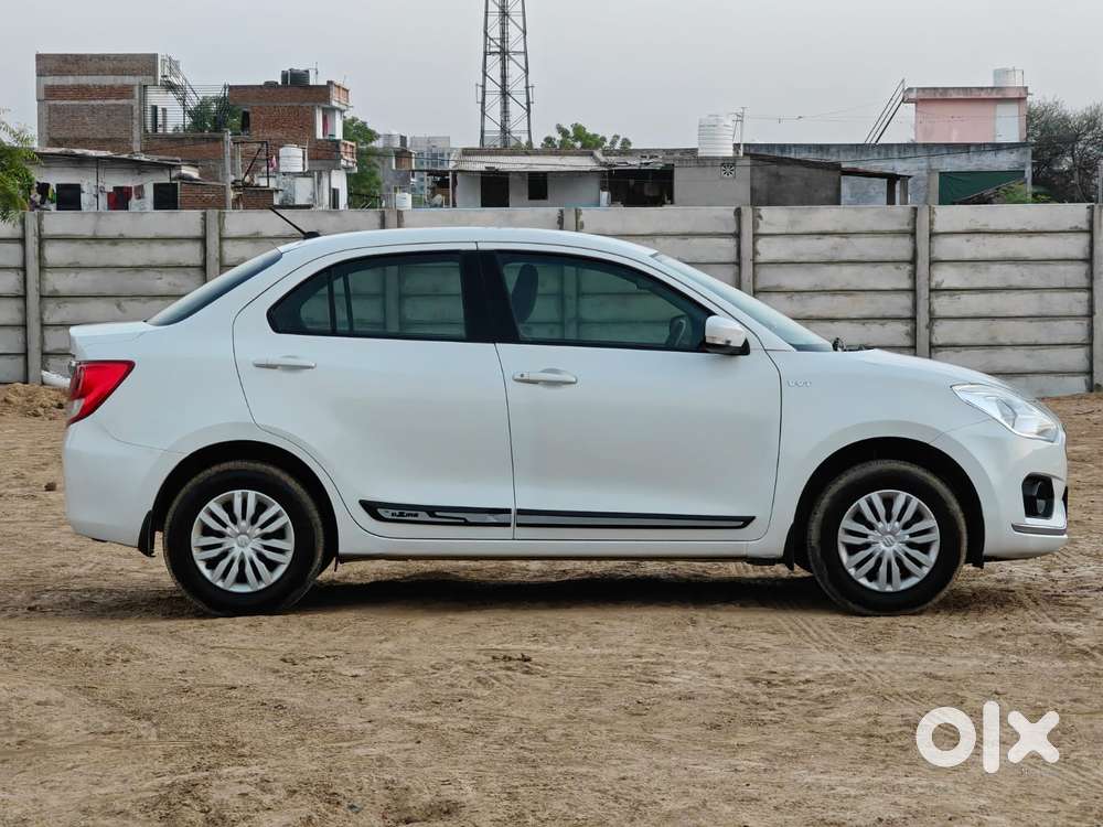 Maruti Suzuki Swift Dzire 1.2 Vxi Bsiv, 2018, Petrol