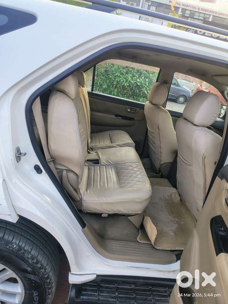 Toyota Fortuner, 2013, Diesel
