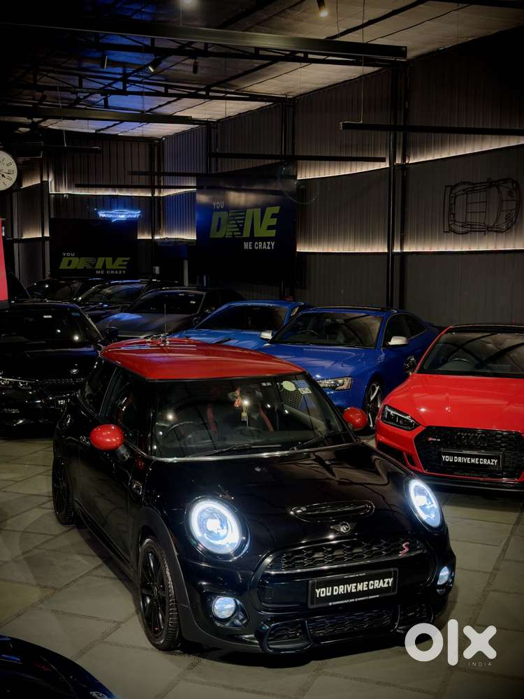 Mini Cooper 3 Door John Works, 2017, Petrol