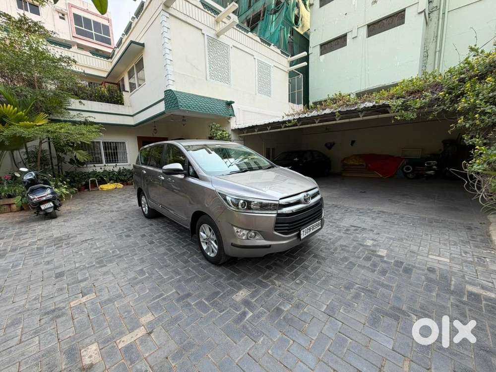 Toyota Innova Crysta