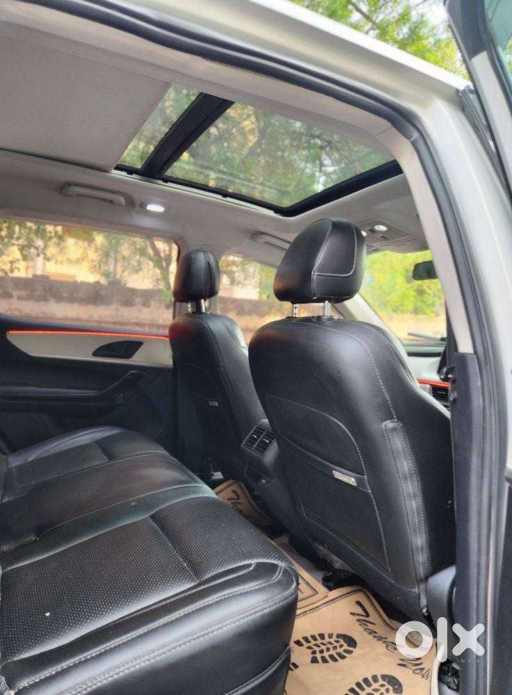 Mahindra Xuv700 2.2 Ax 5 Diesel Mt Str, 2023, Diesel
