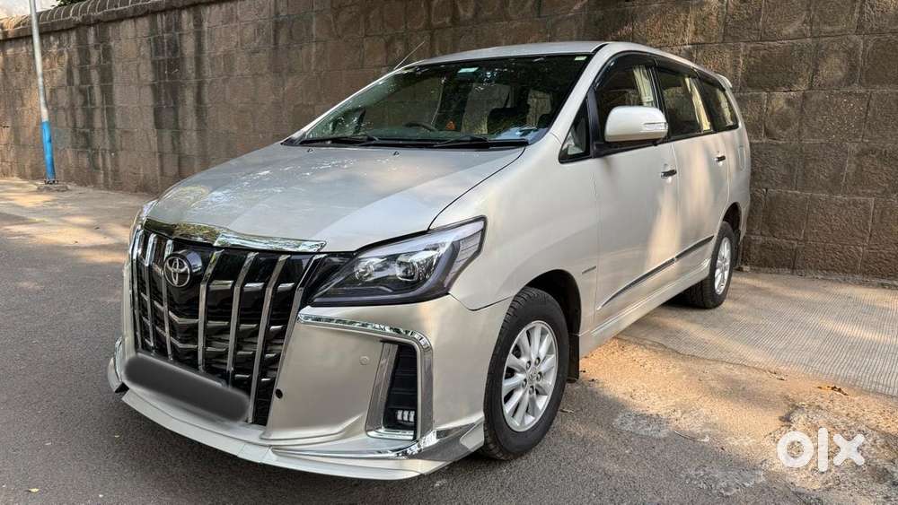 Toyota Innova 2.5 G (diesel) 8 Seater Bs Iv, 2015, Diesel