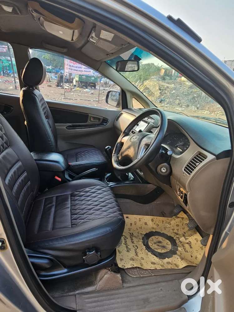 Toyota Innova 2.5 Gx 8 Str Bs-iii, 2015, Diesel