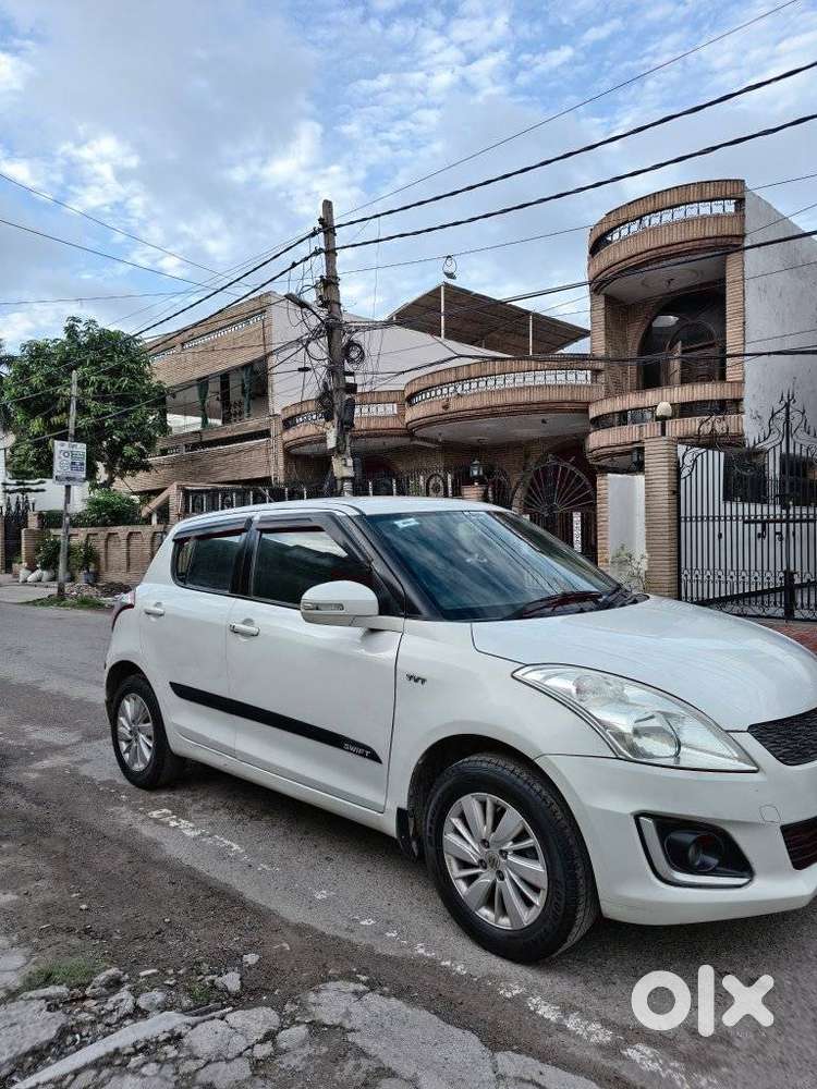 Maruti Suzuki Swift Vvt Zxi, 2015, Cng & Hybrids