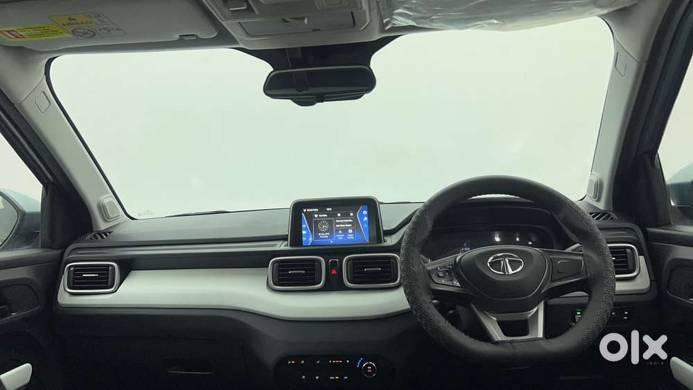 Tata Punch Accomplished Dazzle Sunroof Cng, 2023, Cng & Hybrids