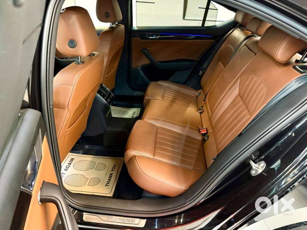 Skoda Superb 2.0 L&k Tsi At, 2023, Petrol