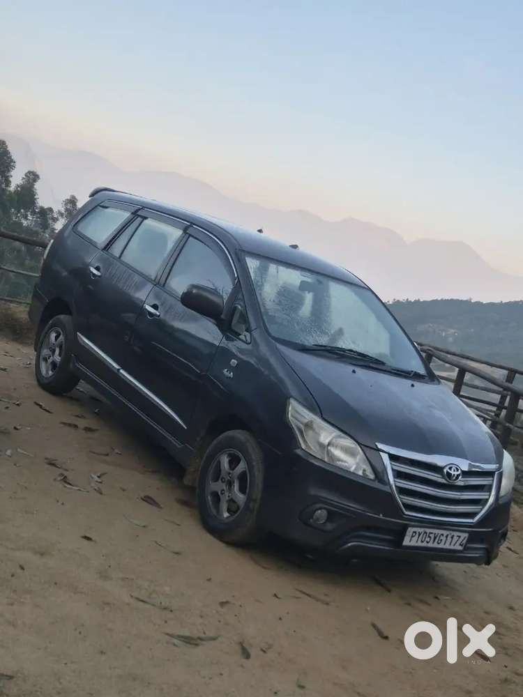 Toyota Innova 2016 Diesel 175000 Km Driven