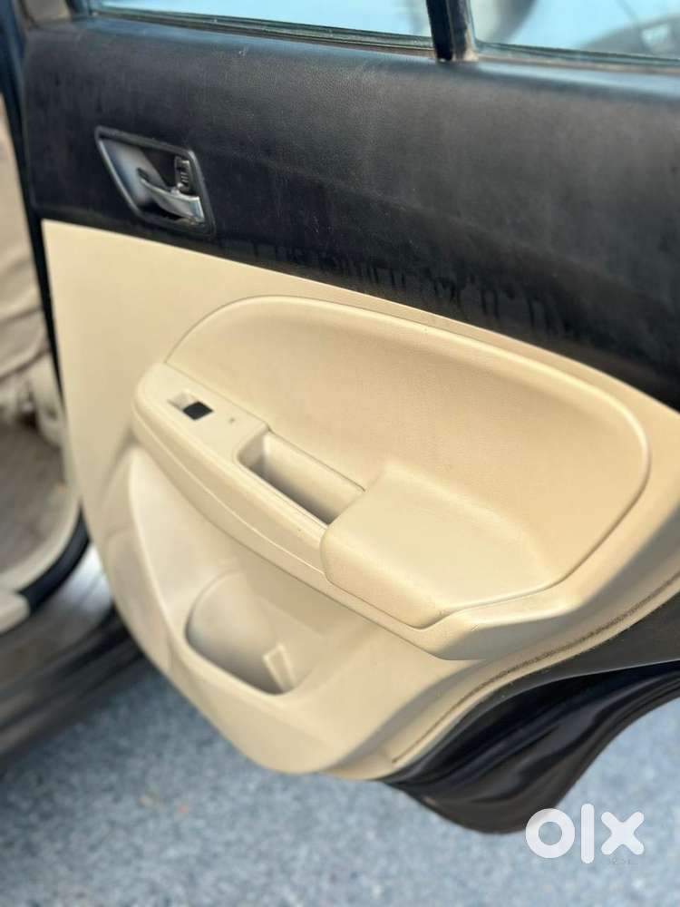 Maruti Suzuki Swift Dzire Vdi Optional, 2018, Diesel