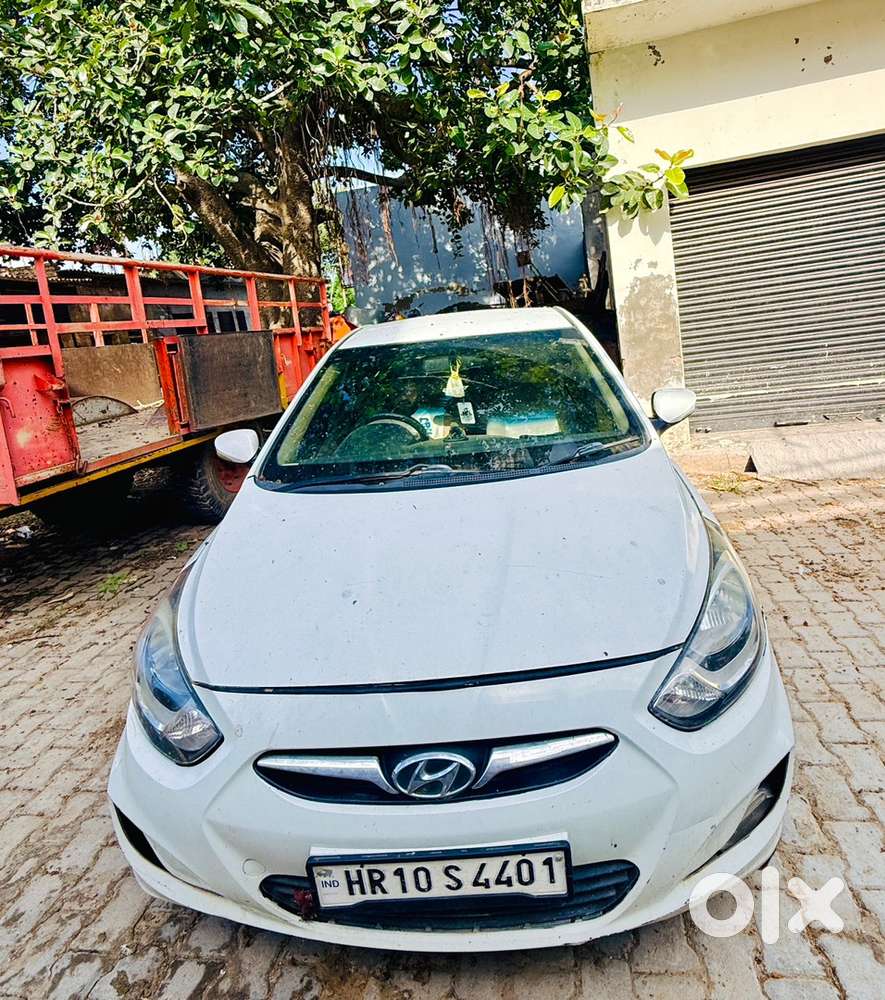 Hyundai Fluidic Verna 2011 Dec Modal
