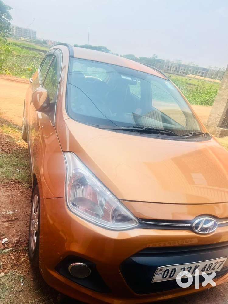 Hyundai Grand I10 2016 Petrol Well Maintained,all 4 New Bridgestone Ty