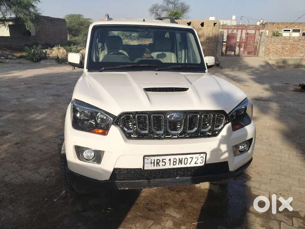 Mahindra Scorpio S6 Plus 2017 Diesel