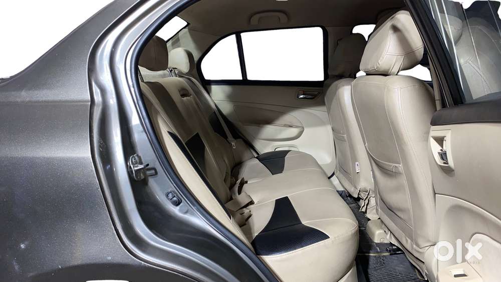 Maruti Suzuki Swift Dzire Amt Zdi, 2017, Diesel