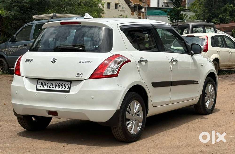 Maruti Suzuki Swift Zxi, 2015, Petrol