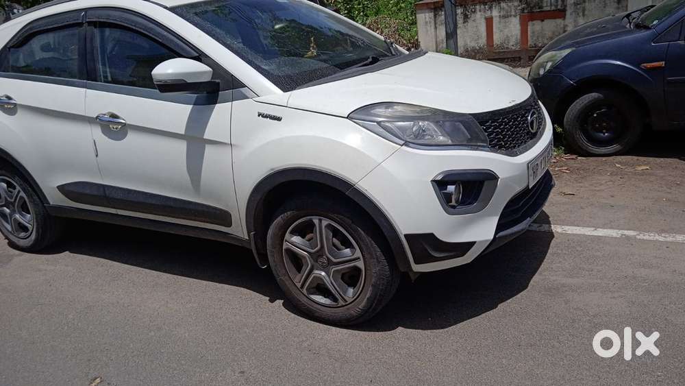 Tata Nexon Petrol 2018