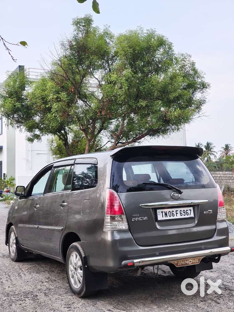 Toyota Innova 2.0 V, 2012, Diesel