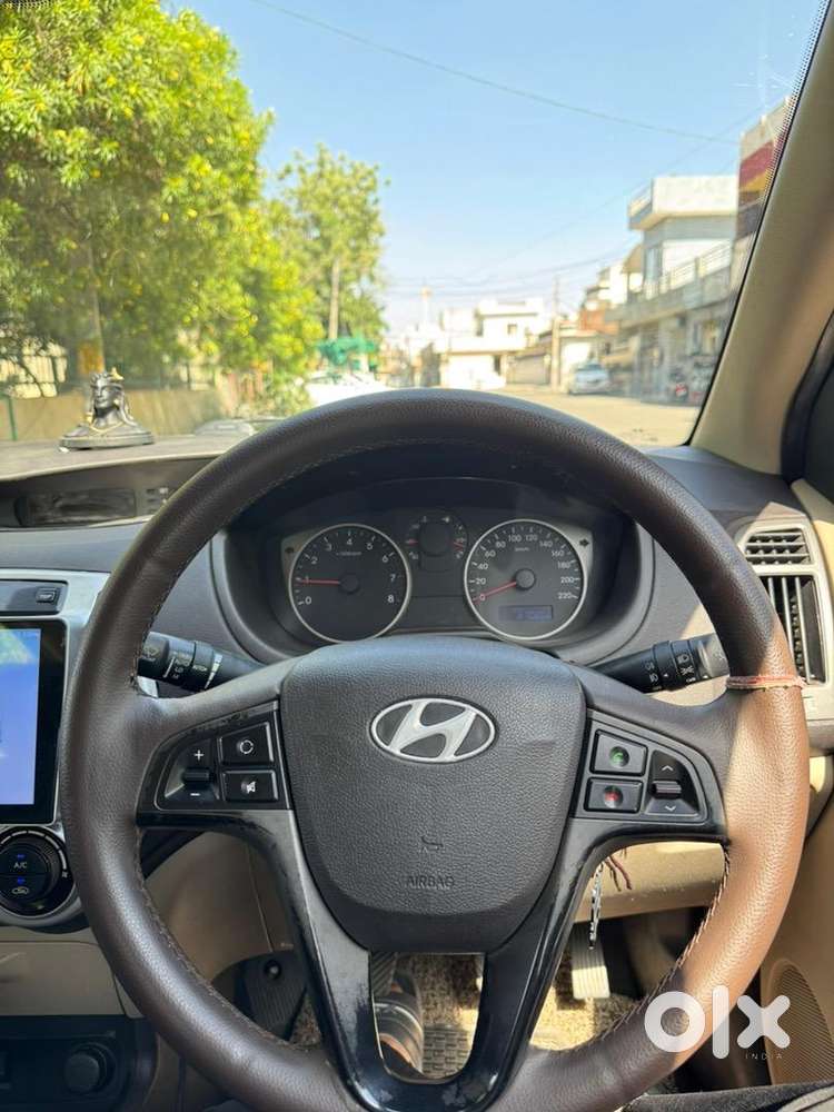 Hyundai I20 2013 Petrol Well Maintained