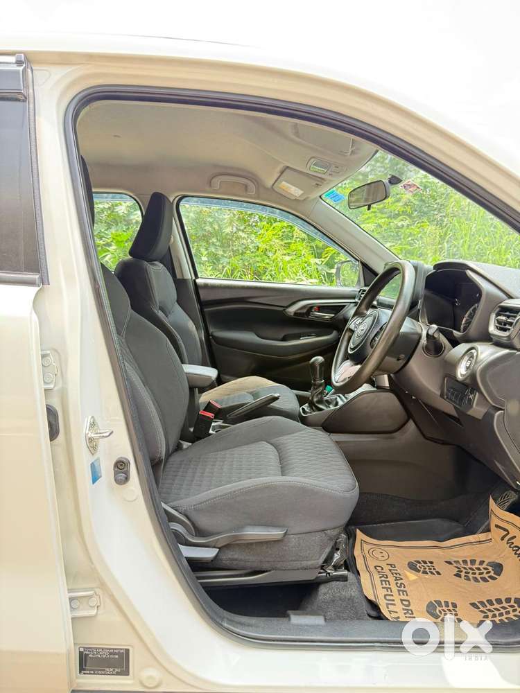 Toyota Urban Cruiser Cruiser Mid, 2023, Petrol