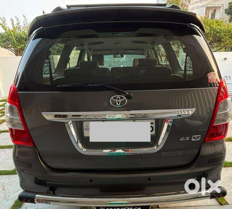 Toyota Innova 2.5 Vx 8 Str, 2014, Diesel